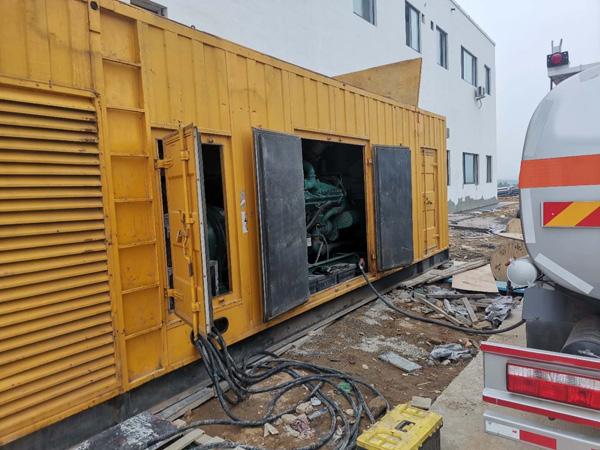 依安如何判断调压板增益参数的设置是否合理？